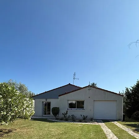 Holiday home Royannaise
